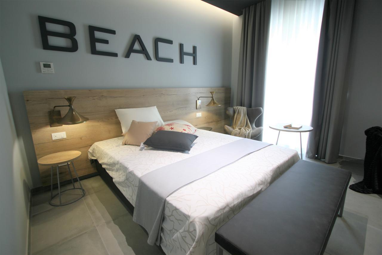 Marconi 1935 Bed & Breakfast ฟอลลอนนีกา ภายนอก รูปภาพ